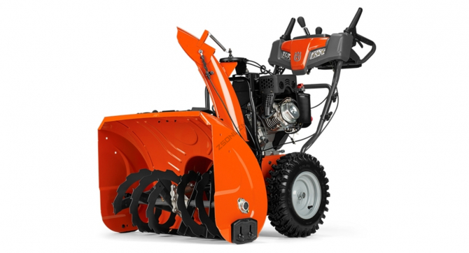Снегоуборщик Husqvarna ST230P по выгодной цене в Астрахани. Надежное качество и лучшие условия ждут вас.
