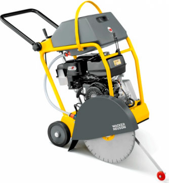 Резчик швов Wacker Neuson MFS-1350CE в прокат в Астрахани. У нас лучшая цена за сутки! Возможность взять в аренду с выгодной скидкой до 40% при экспресс доставке 24/7. И помните, ночью стоимость еще дешевле на 30%! #арендапрокат #виброплита #выгодно
